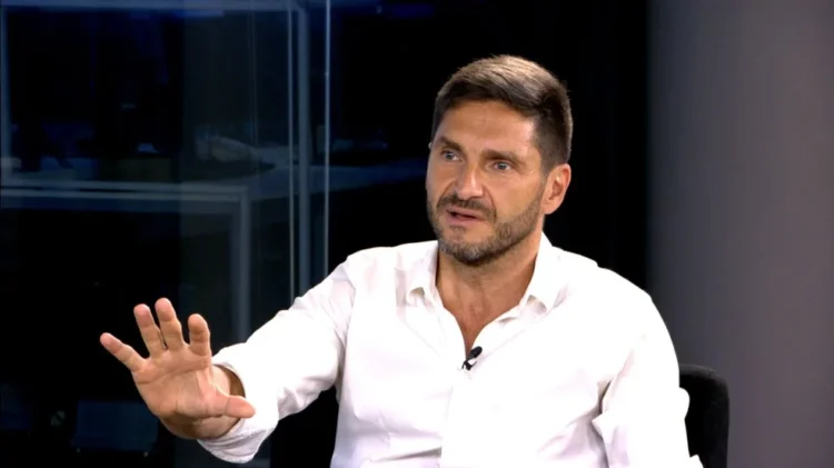 Pullaro cuestiona el polémico decreto de Milei al alegar falta de consulta y su impacto en la producción