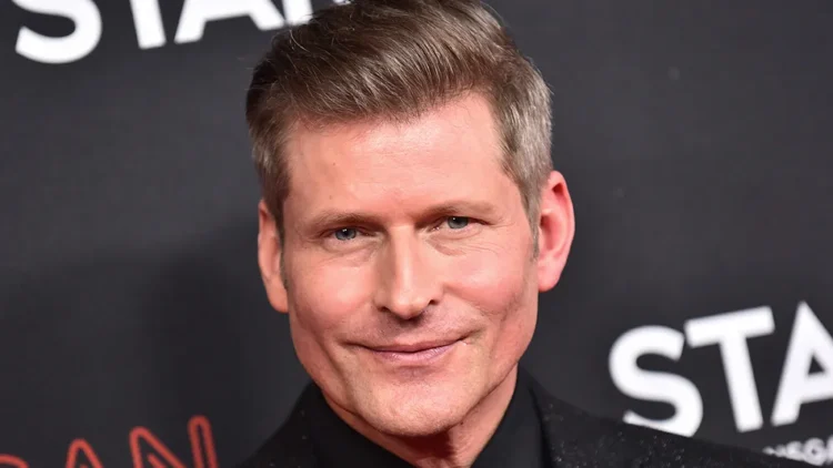 Descubre cómo luce en la actualidad Crispin Glover, el icónico actor que dio vida a George McFly en “Volver al futuro”