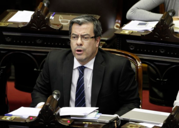 El bloque de Unidad por la Patria (UxP) da a conocer su posición sobre la convocatoria a sesiones extraordinarias liderada por Milei