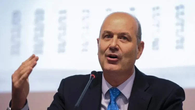 Sturzenegger anuncia un paquete legislativo aún más sólido y ambicioso que el DNU, y lanza un desafío a la CGT