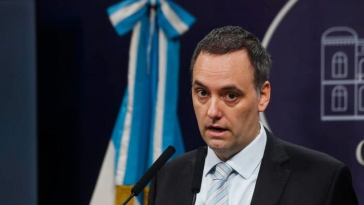 El Gobierno anuncia un ajuste mayor a las provincias luego del retiro del capítulo fiscal de la ley ómnibus