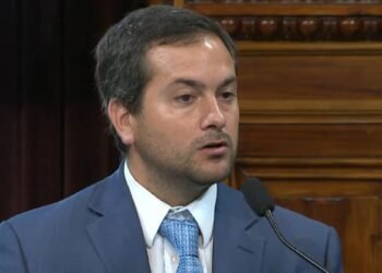 El Senado se toma su tiempo para aprobar un proyecto de ley sobre lavado de dinero, una demanda urgente de un organismo internacional