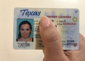 ¿Perdiste o dañaste tu licencia de conducir o Real ID en Texas? Aquí te explicamos cómo solicitar un duplicado