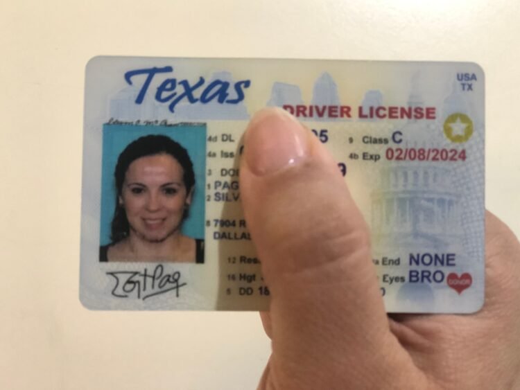 ¿Perdiste o dañaste tu licencia de conducir o Real ID en Texas? Aquí te explicamos cómo solicitar un duplicado
