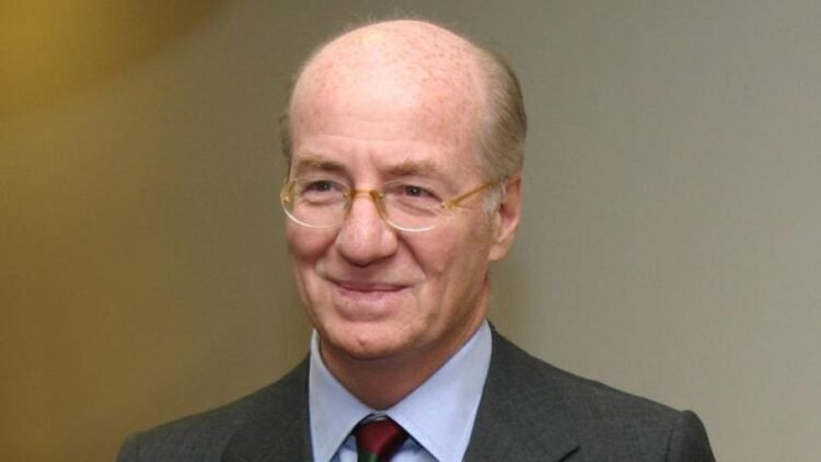 Paolo Rocca propone una visión de futuro de la educación, enfocada más allá de la ideología.