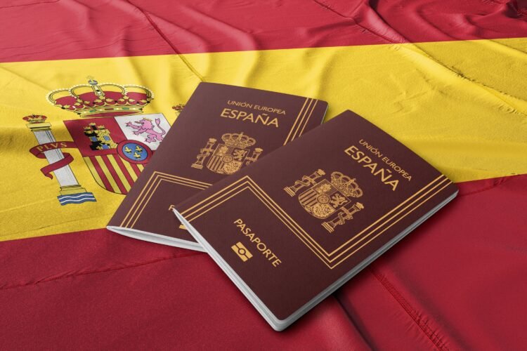 El consulado español en Buenos Aires sigue habilitando turnos según la “Ley de Nietos”
