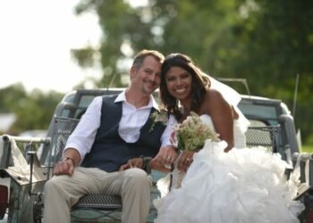 Los beneficios que los migrantes obtienen al casarse en EE.UU., más allá de la green card