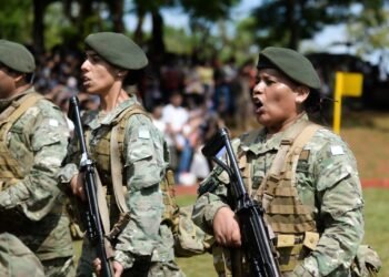 Descubrí cómo quedaron los sueldos de las Fuerzas Armadas argentinas en junio