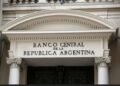 El Banco Central adquiere una cantidad baja de dólares en junio, generando preocupación entre los analistas económicos.