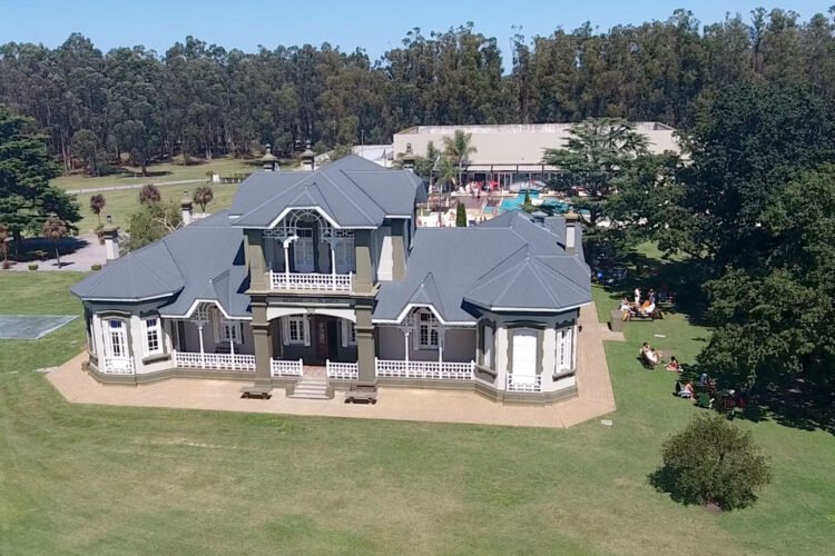 Descubrí las termas Médano Blanco, un hermoso complejo desconocido para disfrutar el fin de semana largo.