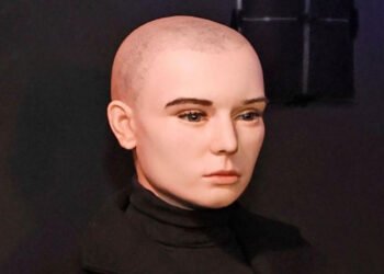 El Museo Nacional de Cera de Dublín rinde homenaje a Sinéad O’Connor con resultados desafortunados