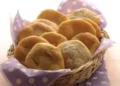 Descubre la deliciosa tradición de las tortas fritas criollas: la mejor opción para degustar en casa.