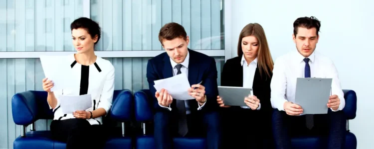 Evita estos cinco errores en una entrevista laboral, según el consejo del botón azul de WhatsApp de Meta AI