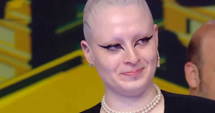 Los 8 escalones: La emocionante historia de una joven que decidió llevar la ropa de su abuela